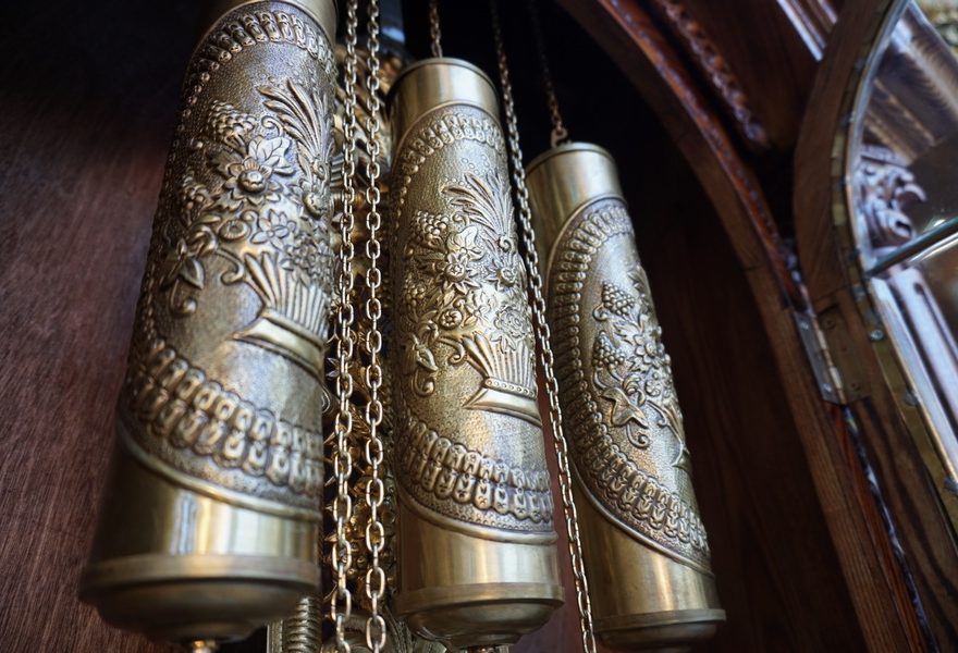 dong ho co chau au 6