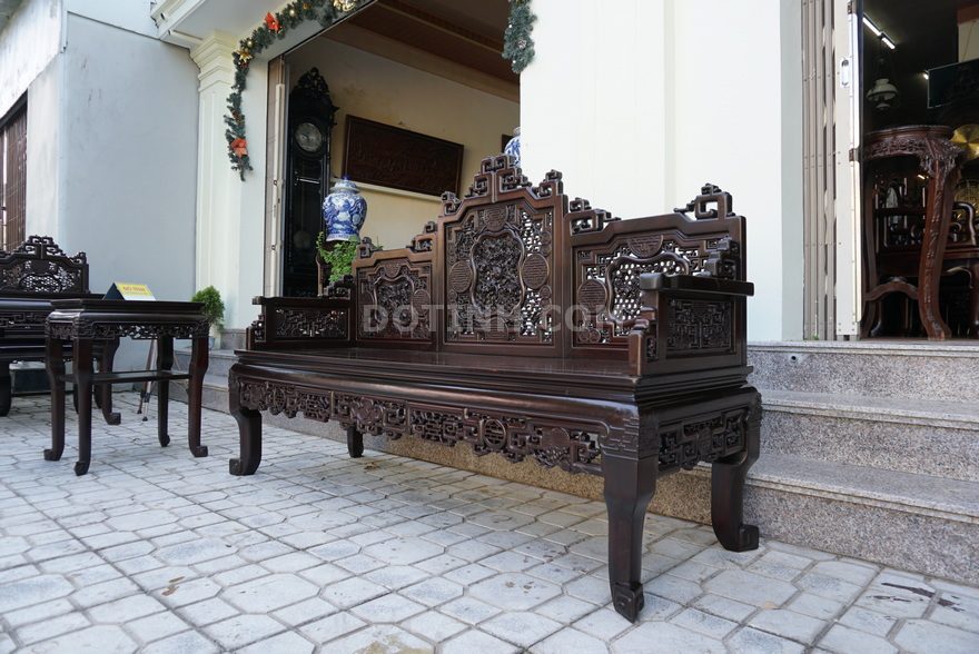 Tư vấn nơi thanh lý bộ bàn ghế gỗ gụ chất lượng
