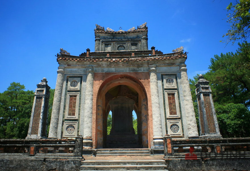 lang tu duc 16